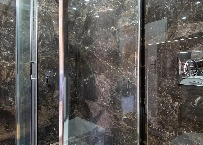 Ella - Ella موكرا غورا